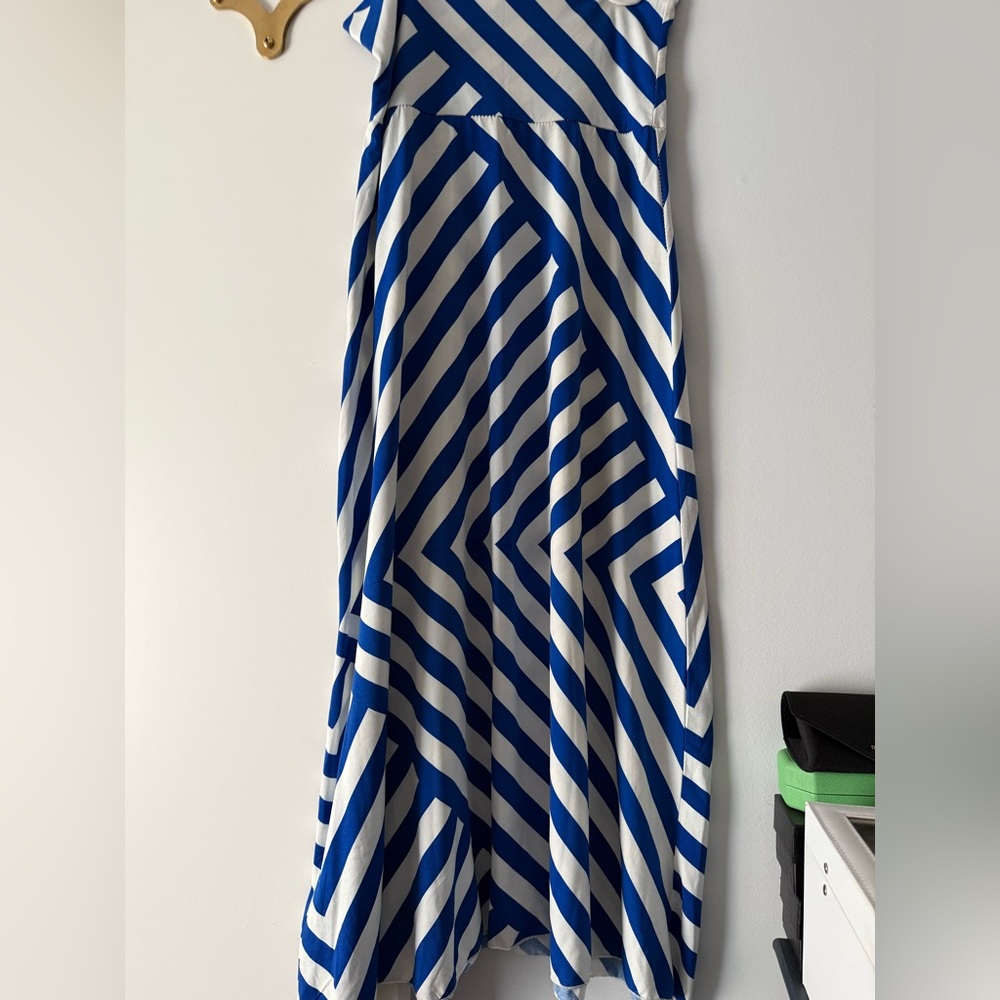 Elegant Blue and White Striped A-Line Skirt